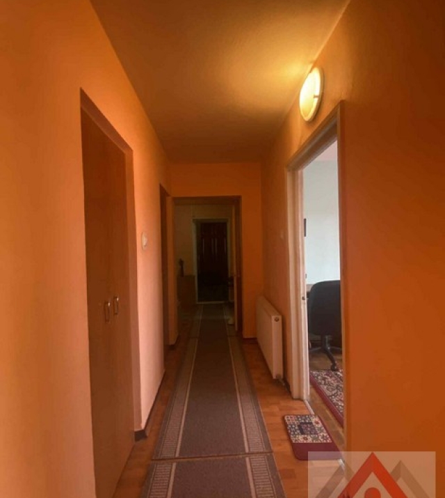 a2098-Alin91af8c93-9ada-4c0a-9de7-8d9b9b0f6b39 191af8c93-9ada-4c0a-9de7-8d9b9b0f6b39 1.jpg